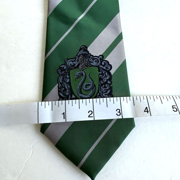 Harry Potter Slytherin House Green Polyester Classic Neck Tie 3.5 x 55" - Picture 5 of 6